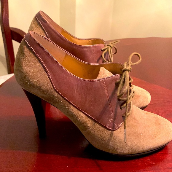 Nine West suede brown/tan booties. Size 5.5. - Picture 1 of 5